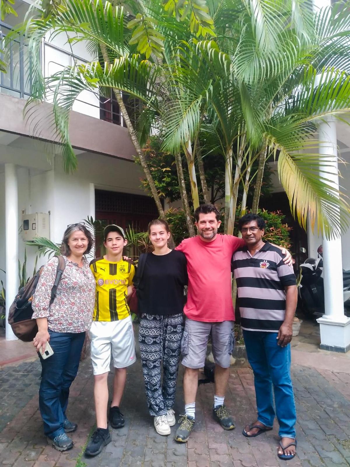Myr-O Homestay Kombichankulama Dış mekan fotoğraf