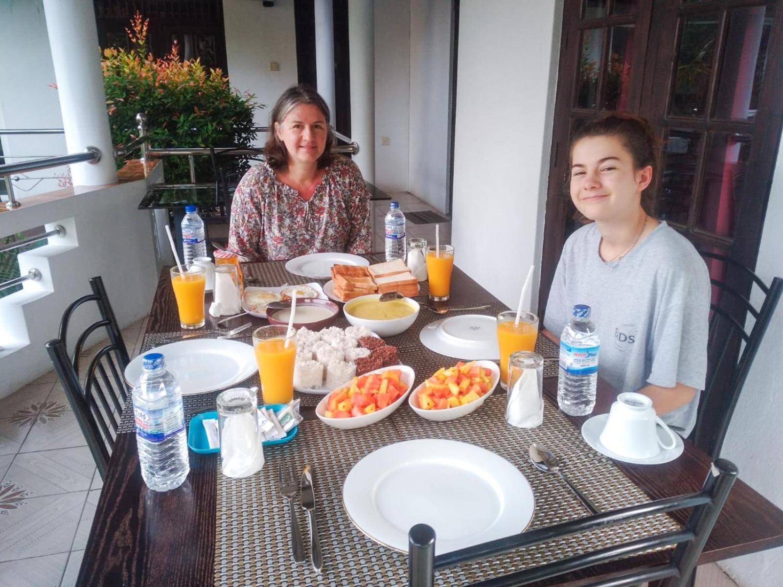 Myr-O Homestay Kombichankulama Dış mekan fotoğraf