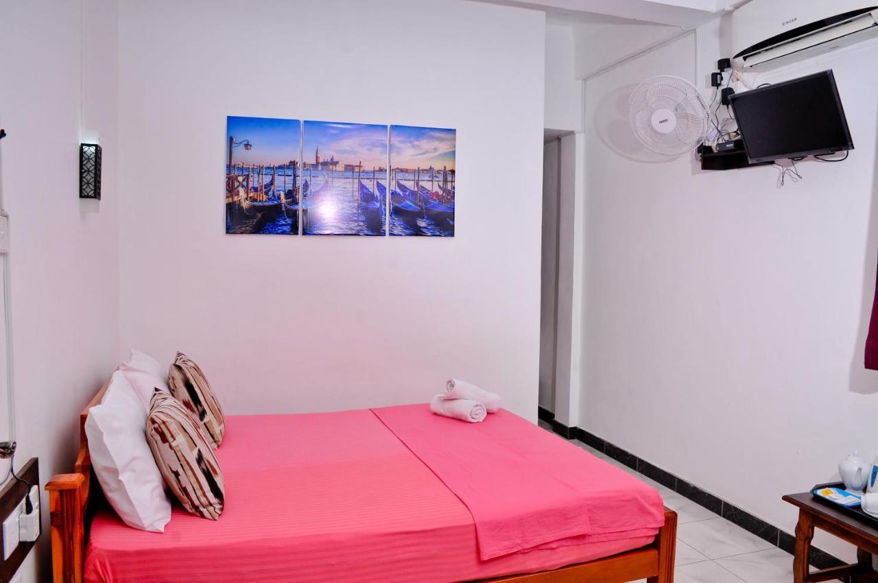 Myr-O Homestay Kombichankulama Dış mekan fotoğraf