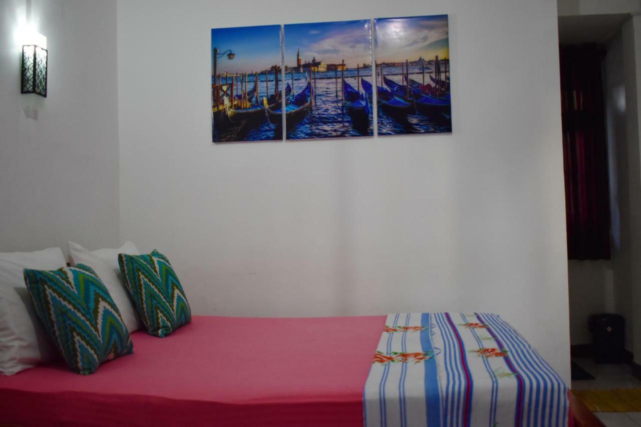 Myr-O Homestay Kombichankulama Dış mekan fotoğraf